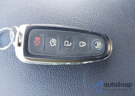 2017 Ford Escape Titanium из США, поврежденный, VIN 1FMCU0J93HUD54108